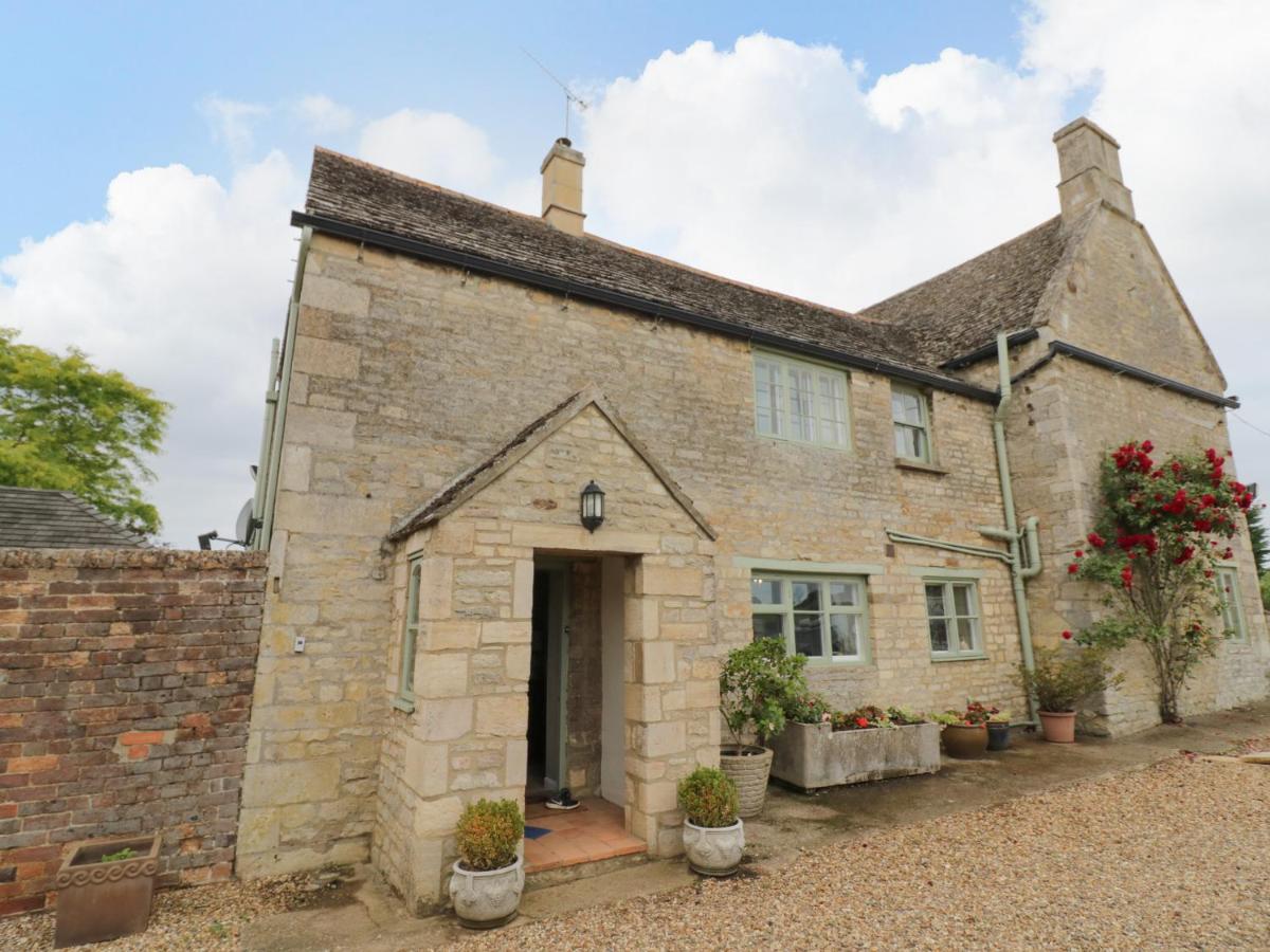 Glapthorn Manor Villa ปีเตอร์โบโรห์ ภายนอก รูปภาพ