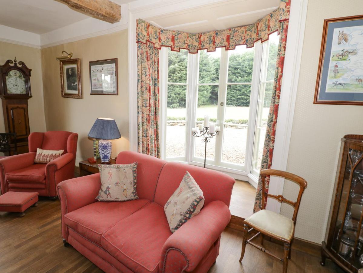 Glapthorn Manor Villa ปีเตอร์โบโรห์ ภายนอก รูปภาพ