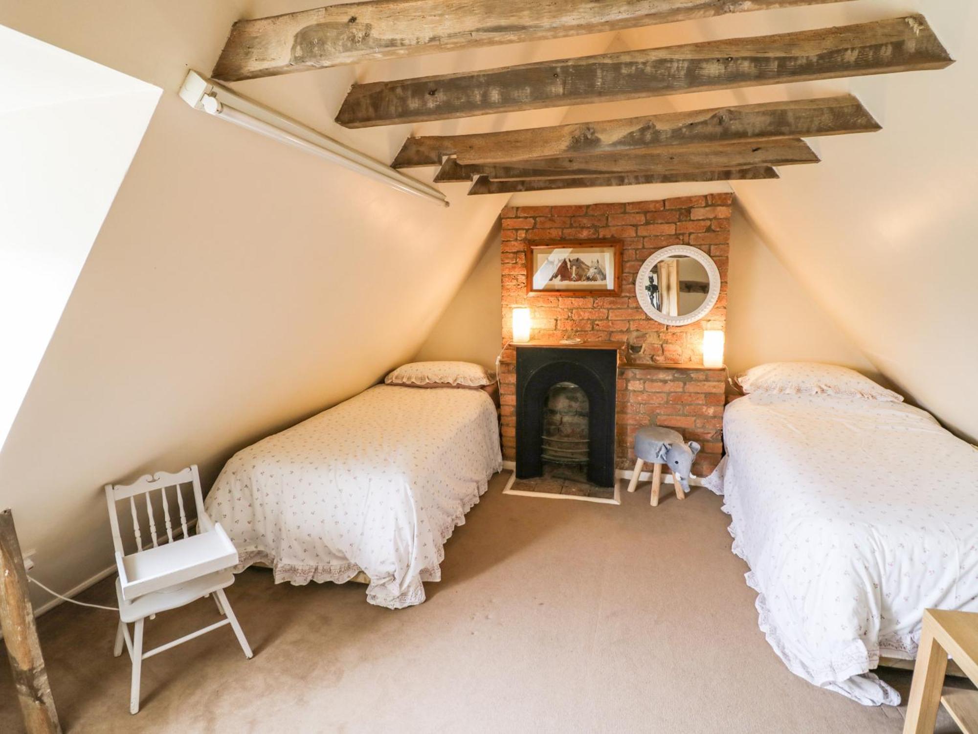 Glapthorn Manor Villa ปีเตอร์โบโรห์ ภายนอก รูปภาพ