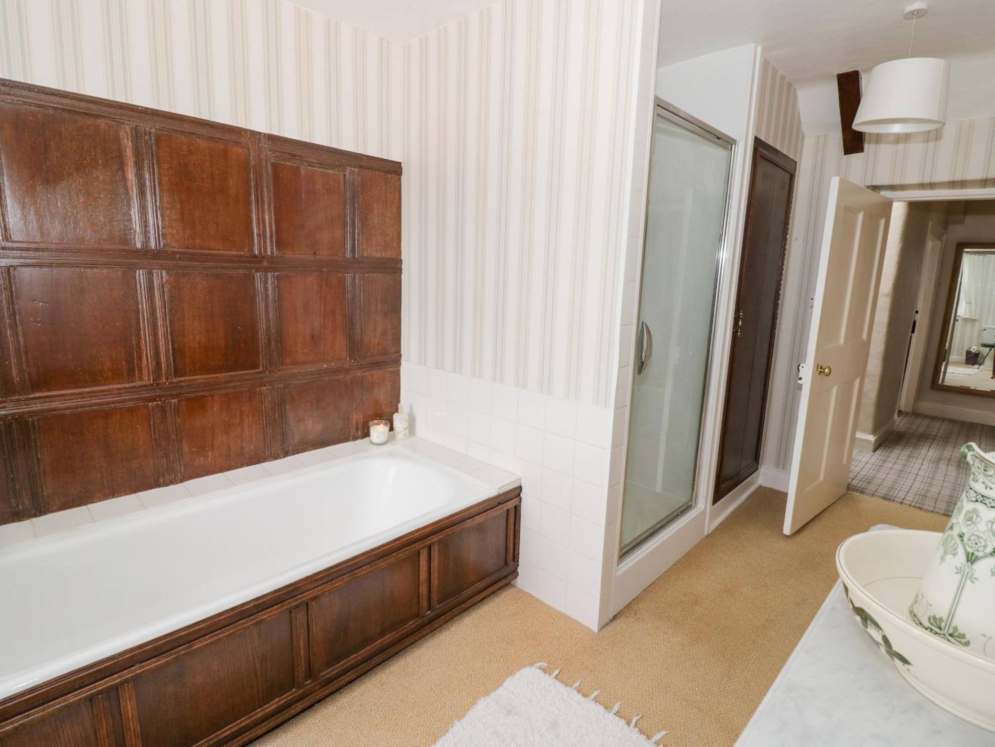 Glapthorn Manor Villa ปีเตอร์โบโรห์ ภายนอก รูปภาพ