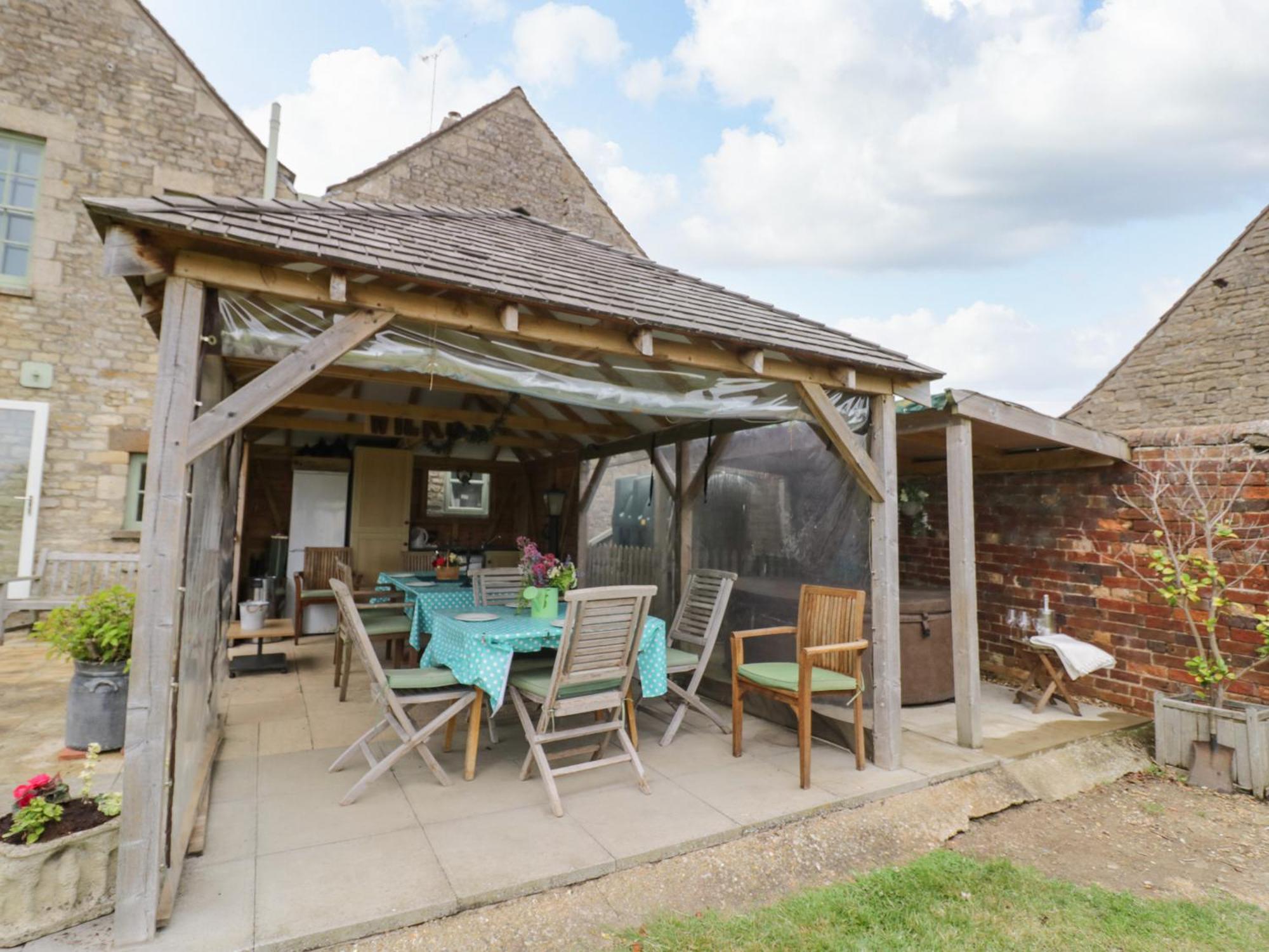Glapthorn Manor Villa ปีเตอร์โบโรห์ ภายนอก รูปภาพ